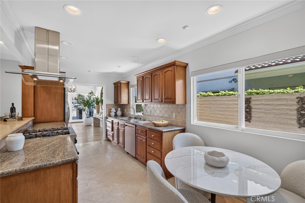 412 Evening Star, Newport Beach CA 92660 - photo 28