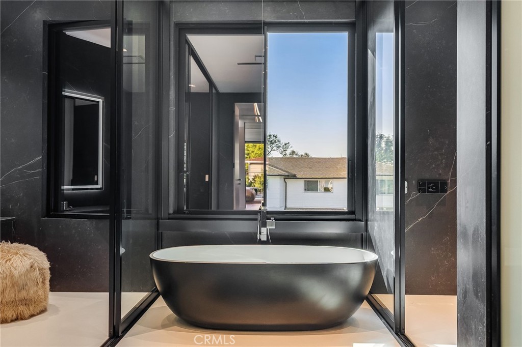 412 Saint Andrews Road, Newport Beach CA 92663 - photo 33