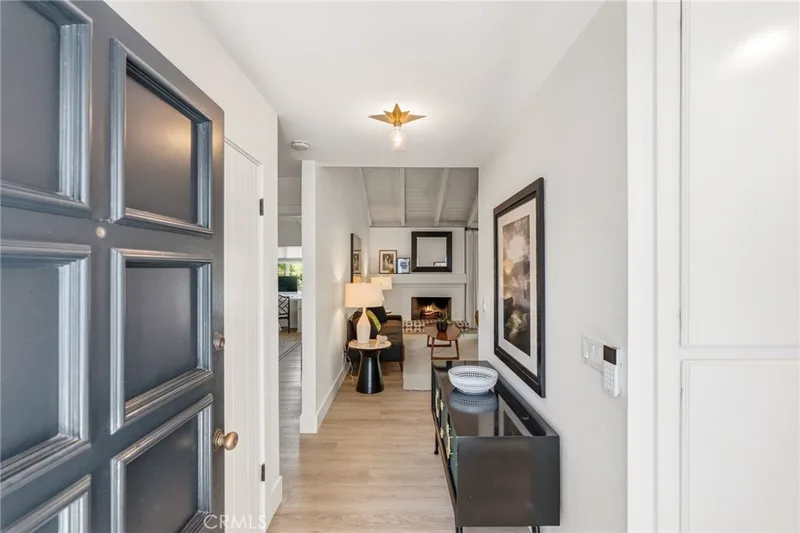 416 Onda, Newport Beach, CA 92660