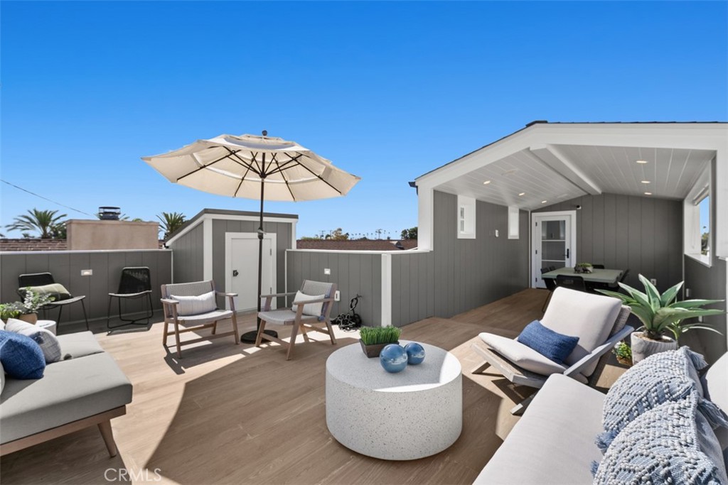 Third Floor Rooftop Patio with Storage Closet with electrical outlets - 418 1/2 Larkspur, Newport Beach CA 92625 - photo 31