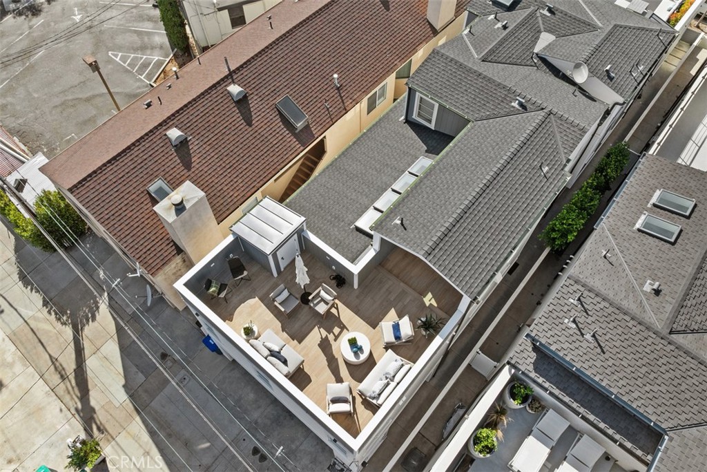 Birdeseye view of 418 1/2 patio rooftop - 418 1/2 Larkspur, Newport Beach CA 92625 - photo 34
