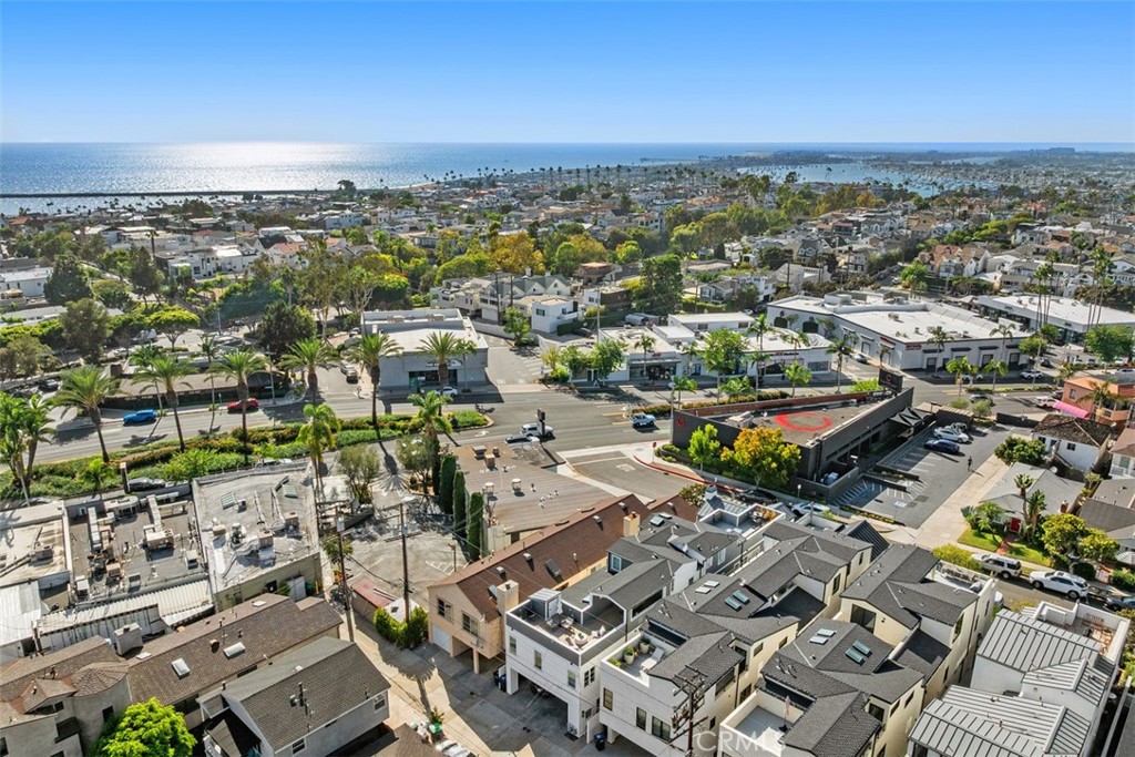 418 1/2 Larkspur, Newport Beach CA 92625 - photo 35