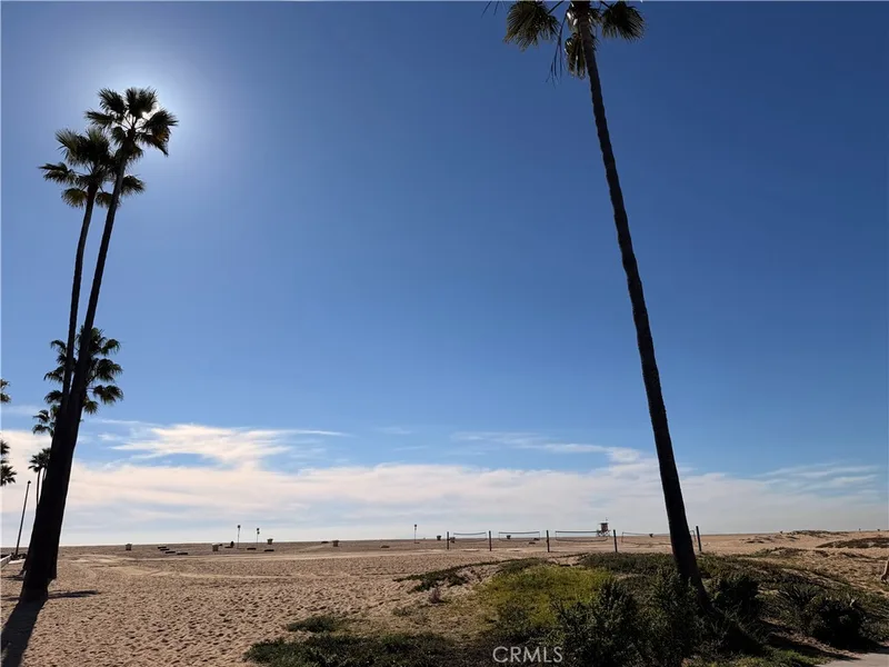 418 #A E Oceanfront, Newport Beach, CA 92661