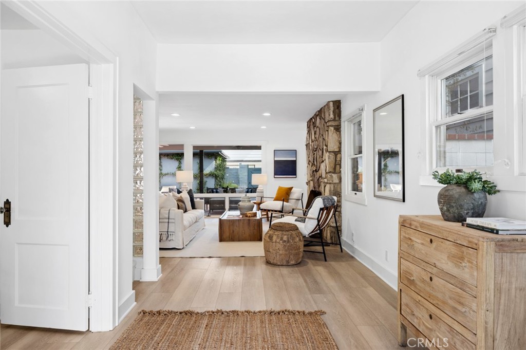 418 Belvue Lane, Newport Beach CA 92661 - photo 4