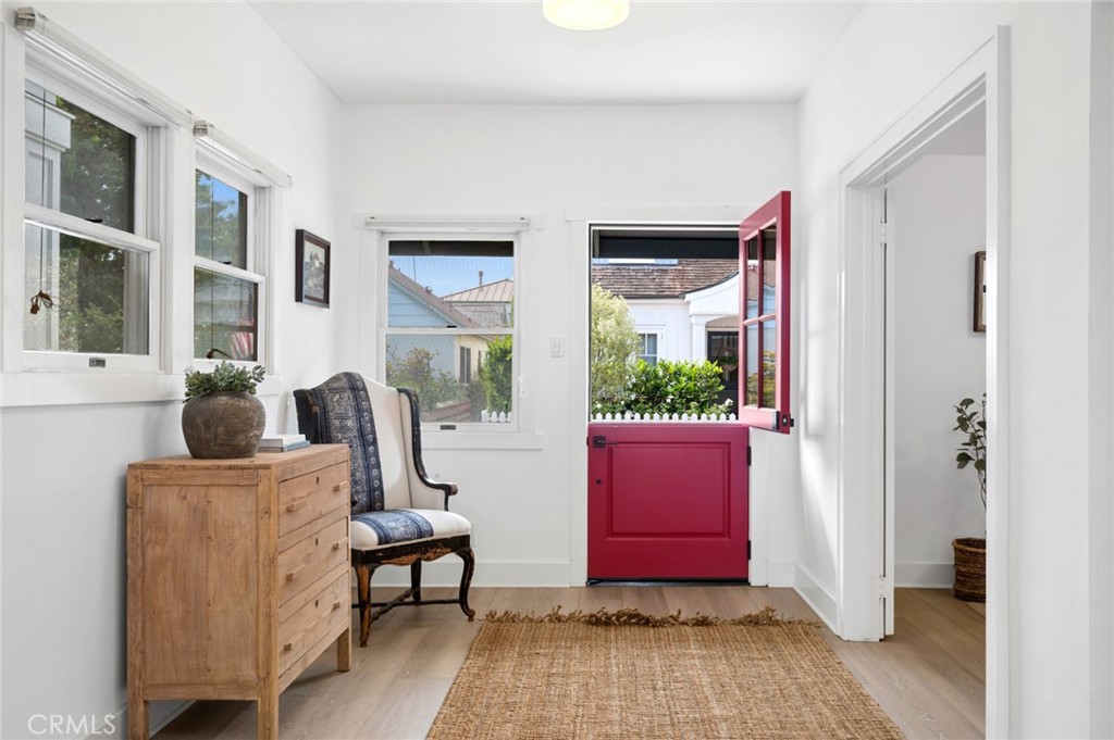 418 Belvue Lane, Newport Beach CA 92661 - photo 9