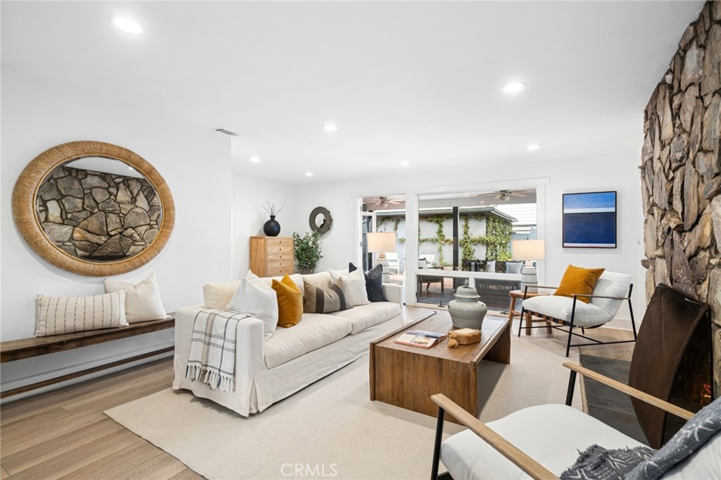 418 Belvue Lane, Newport Beach CA 92661 - photo 11