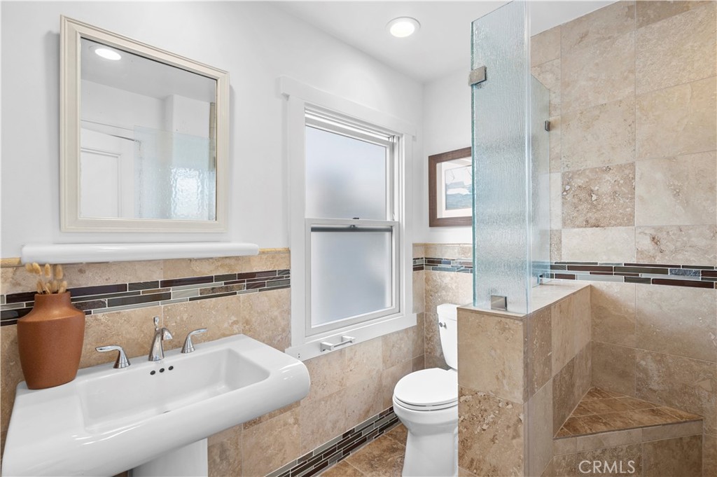 418 Belvue Lane, Newport Beach CA 92661 - photo 26
