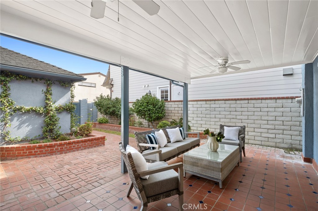 418 Belvue Lane, Newport Beach CA 92661 - photo 30