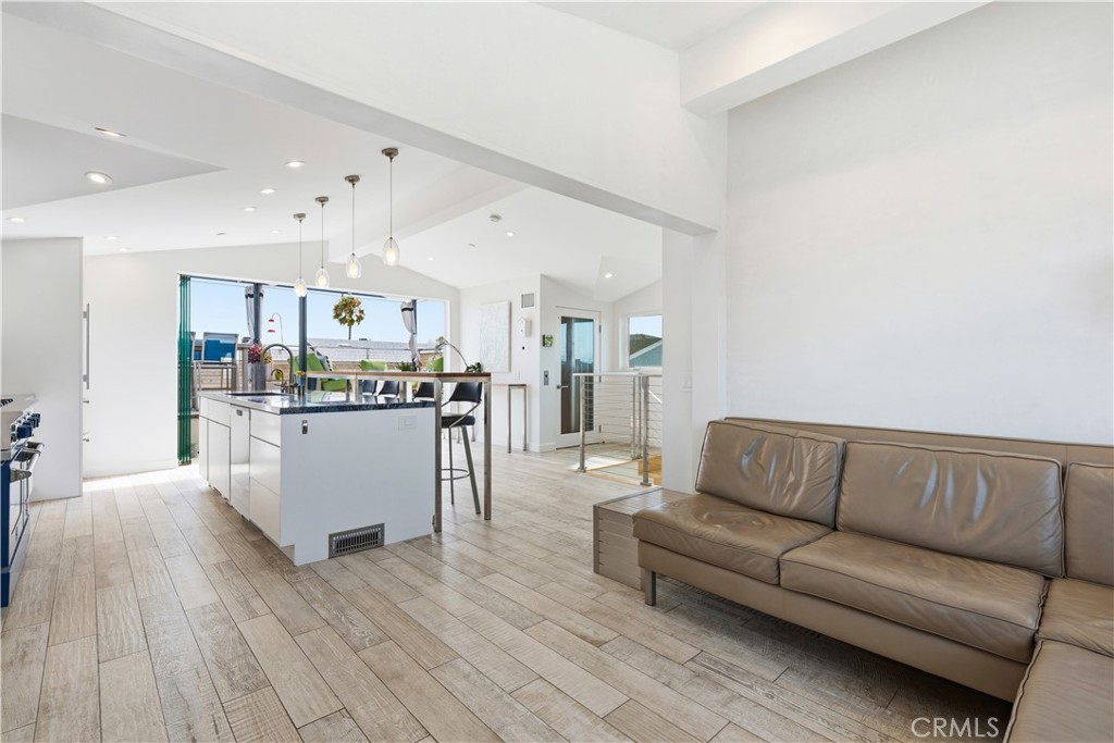 419 E Balboa, Newport Beach CA 92661 - photo 6