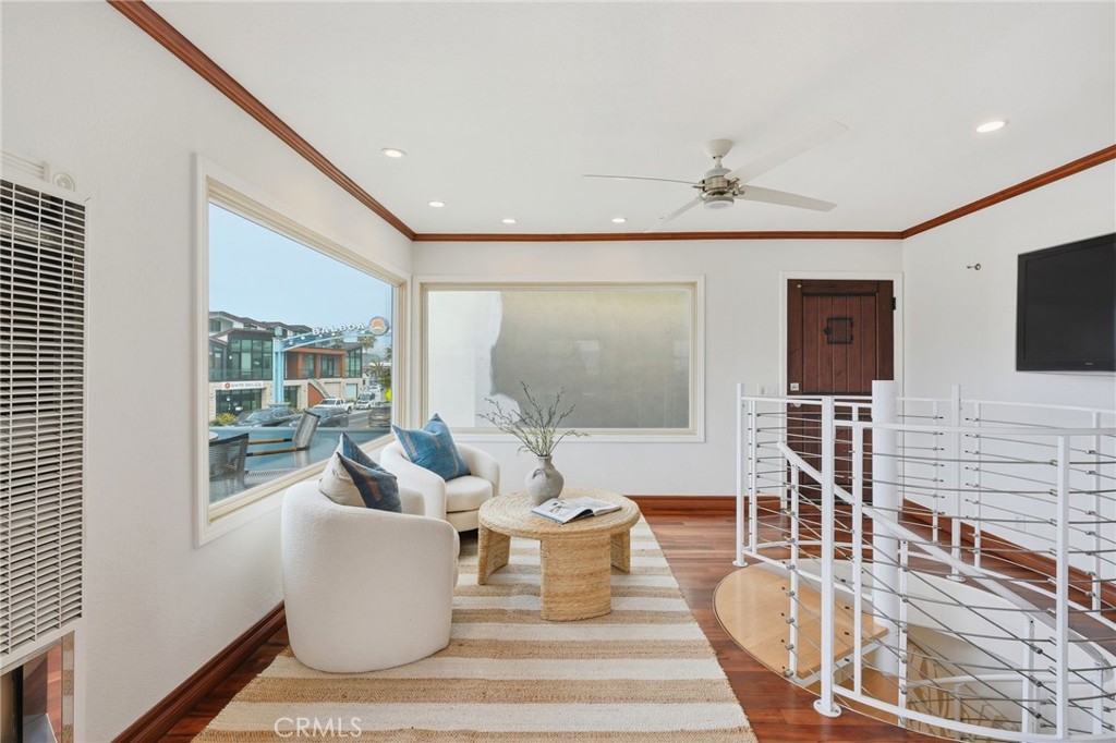 419 E Balboa, Newport Beach CA 92661 - photo 29