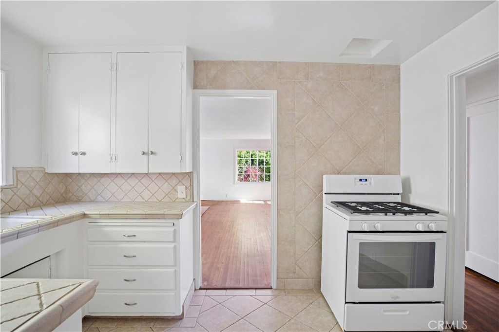 421 Catalina, Newport Beach CA 92663 - photo 5