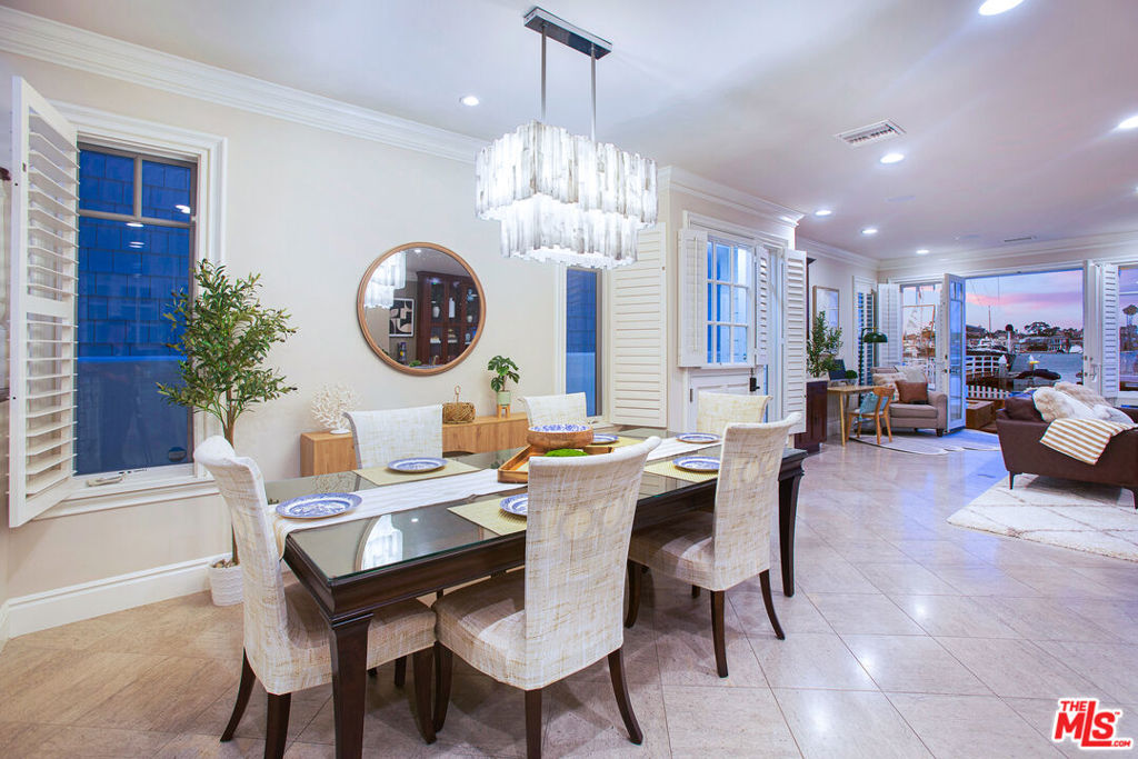 421 E Edgewater Avenue, Newport Beach CA 92661 - photo 15