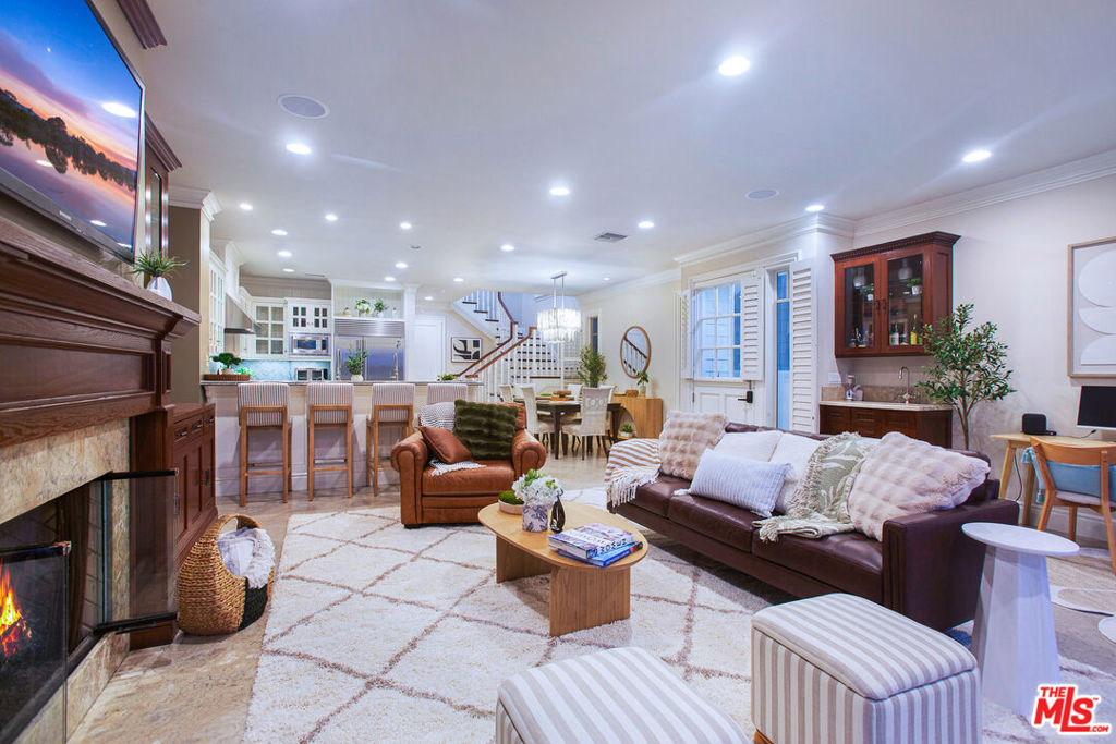 421 E Edgewater Avenue, Newport Beach CA 92661 - photo 20