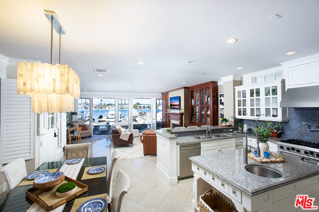 421 E Edgewater Avenue, Newport Beach CA 92661 - photo 22
