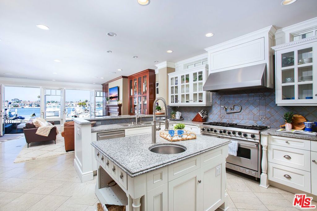 421 E Edgewater Avenue, Newport Beach CA 92661 - photo 24