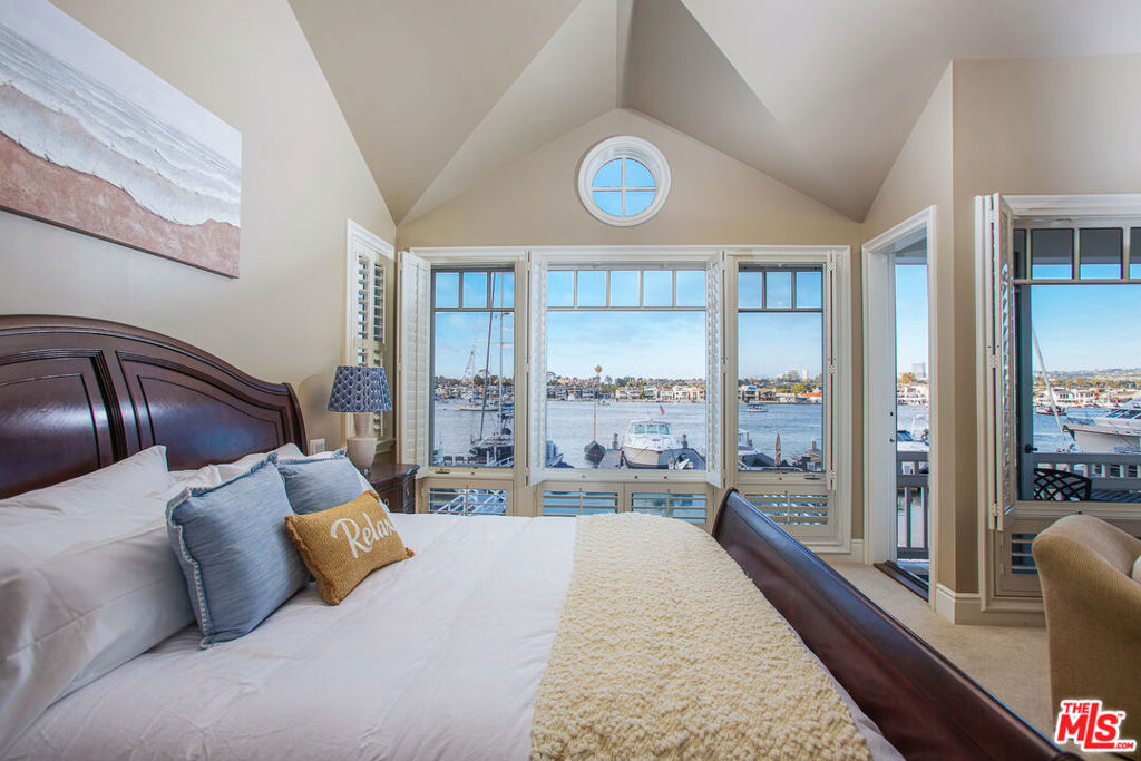 421 E Edgewater Avenue, Newport Beach CA 92661 - photo 39