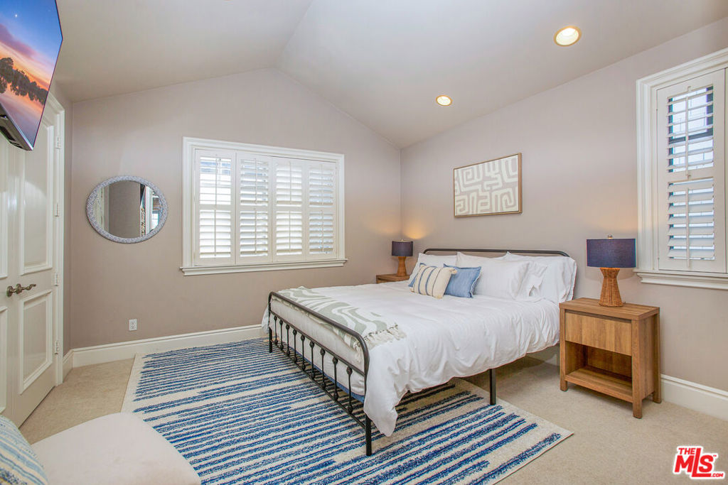 421 E Edgewater Avenue, Newport Beach CA 92661 - photo 51