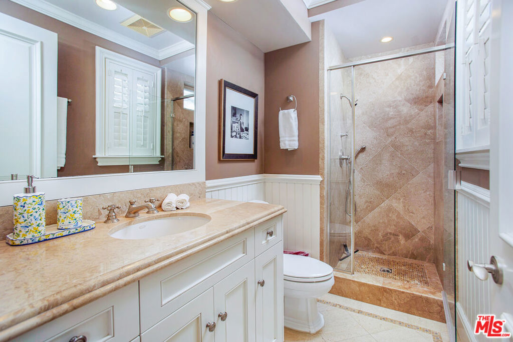 421 E Edgewater Avenue, Newport Beach CA 92661 - photo 55