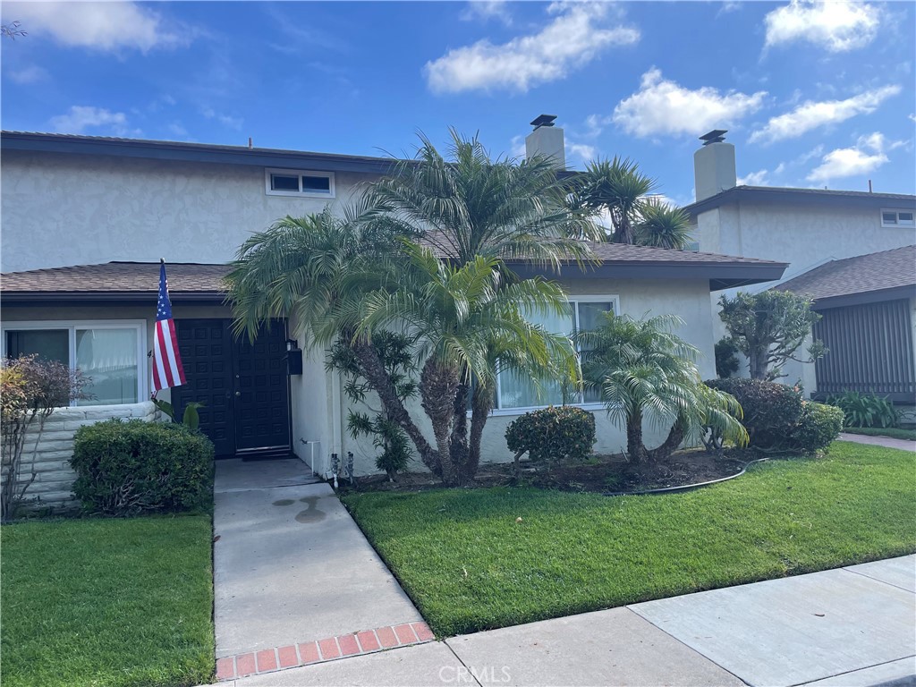 4210 Patrice, Newport Beach CA 92663 - photo 1