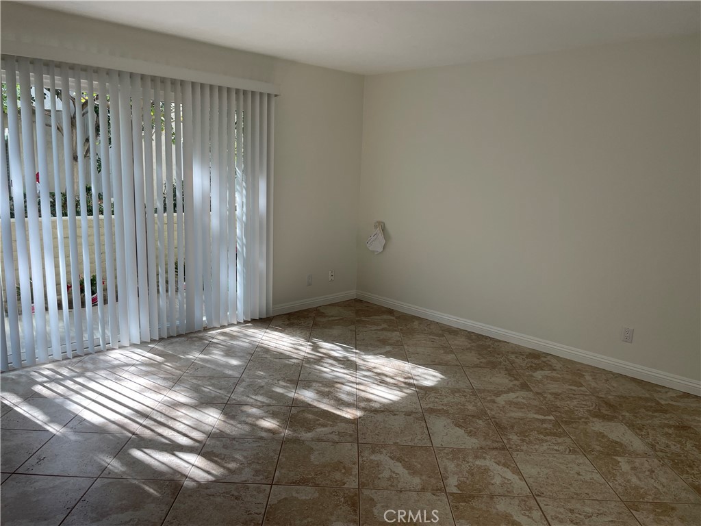 4218 Patrice, Newport Beach CA 92663 - photo 11