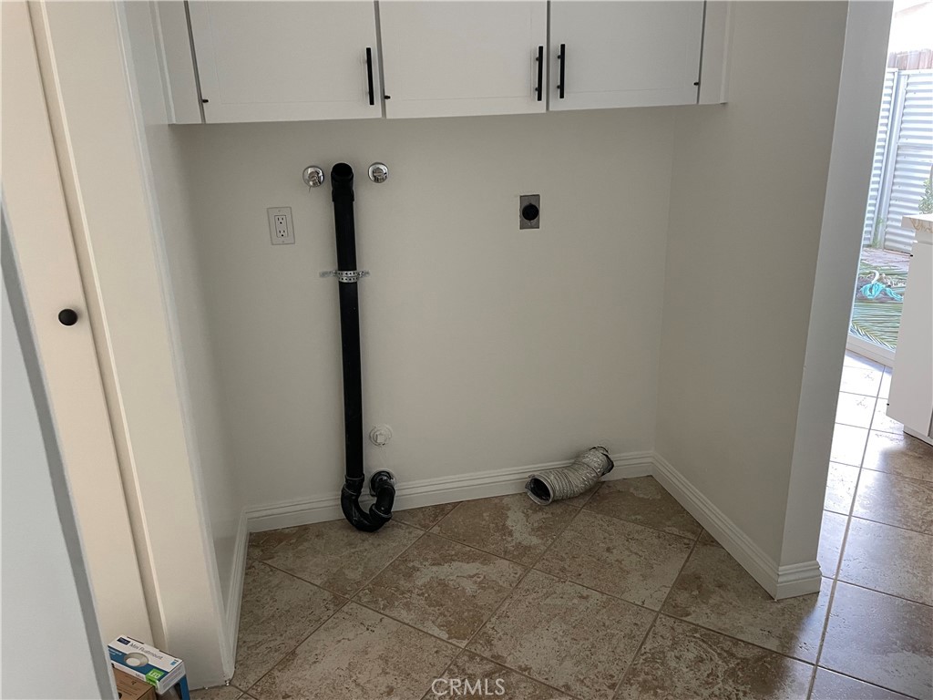 4218 Patrice, Newport Beach CA 92663 - photo 18
