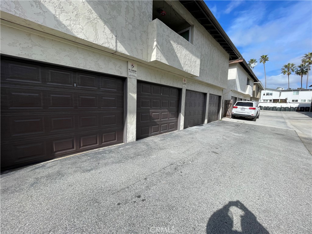 4218 Patrice, Newport Beach CA 92663 - photo 24