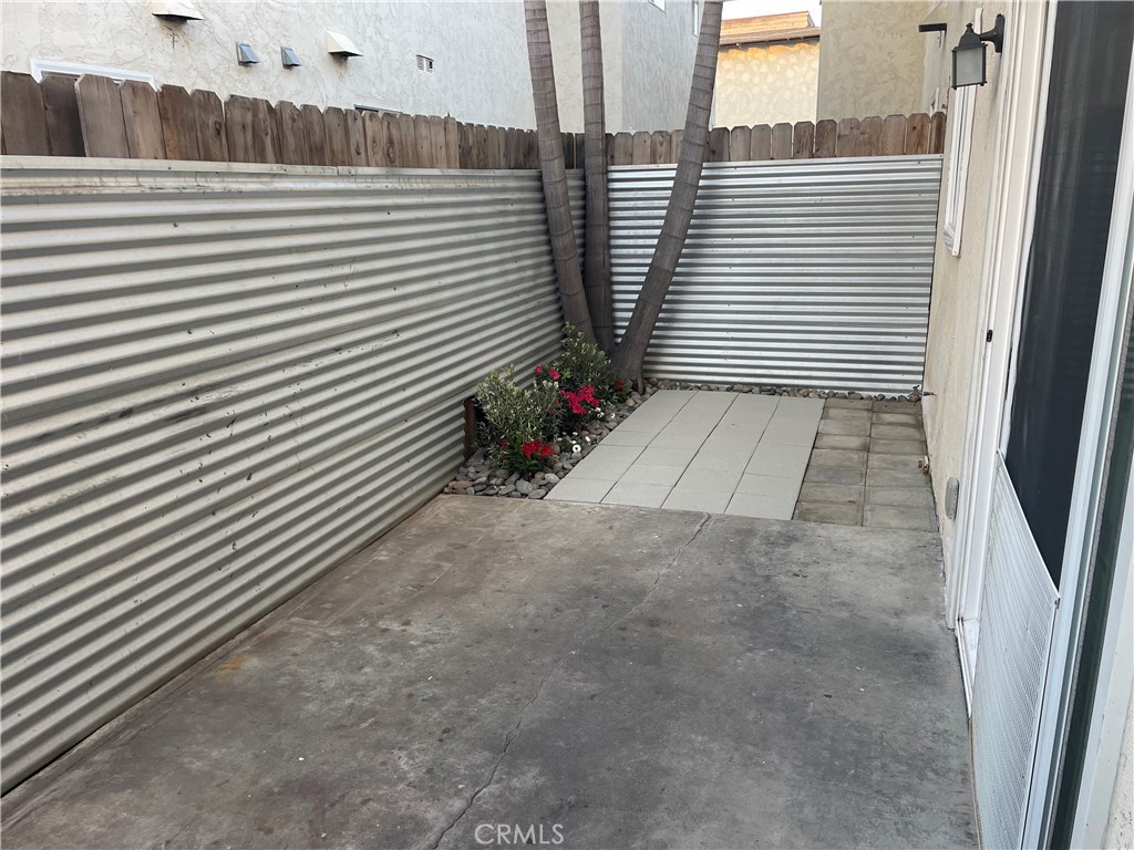 4218 Patrice, Newport Beach CA 92663 - photo 29