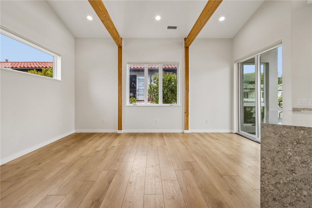 422.5 Aliso Avenue, Newport Beach CA 92663 - photo 1