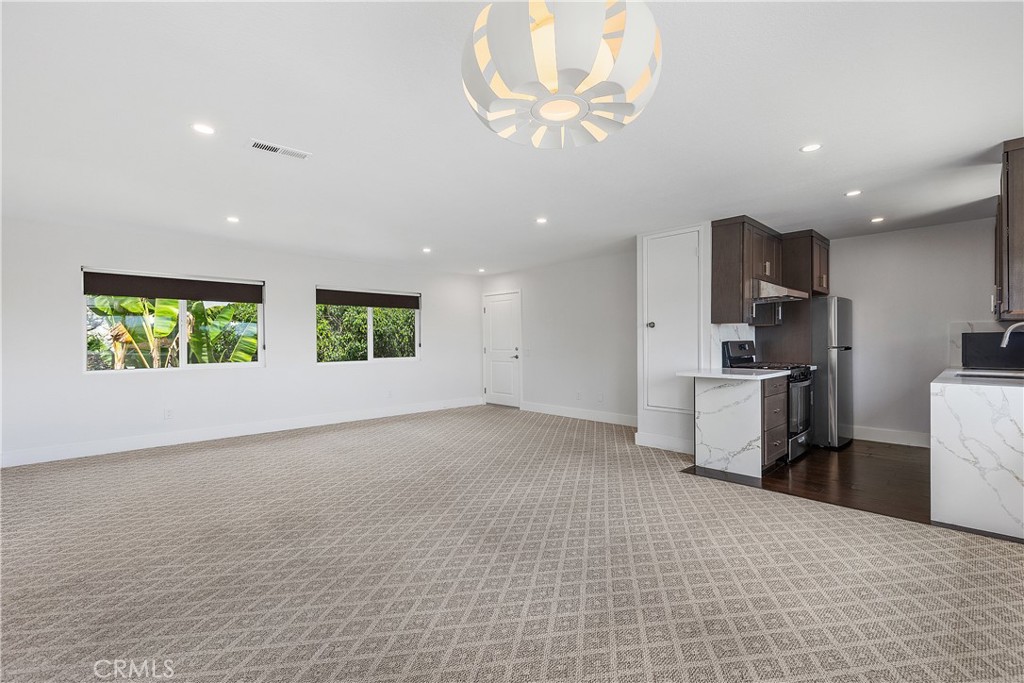 423 1/2 Westminster Avenue B, Newport Beach CA 92663 - photo 8