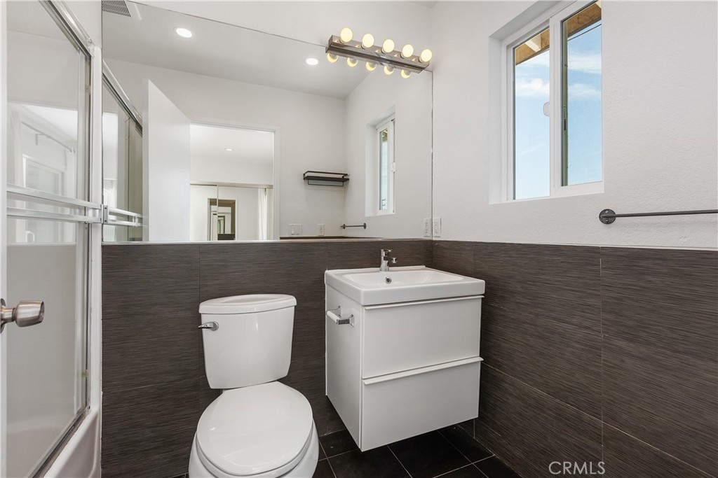 423 1/2 Westminster Avenue B, Newport Beach CA 92663 - photo 16