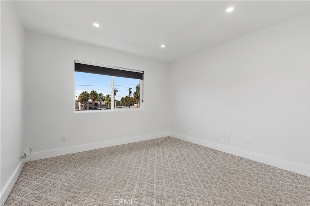 423 1/2 Westminster Avenue B, Newport Beach CA 92663 - photo 17