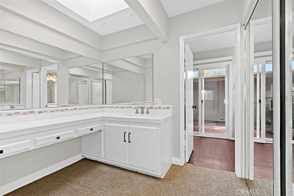 Primary Bathroom Vanity - 424 Onda, Newport Beach CA 92660 - photo 15