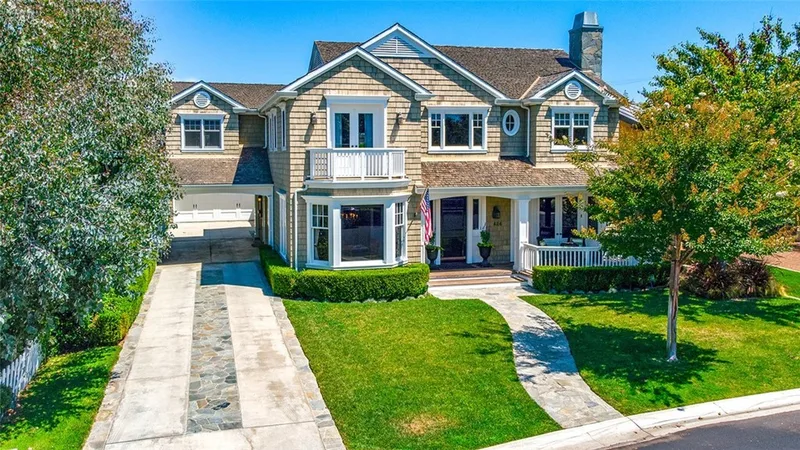 424 Snug Harbor Road, Newport Beach, CA 92663