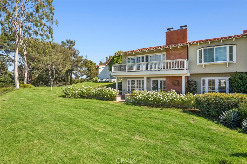 greenbelt - 424 Vista Grande, Newport Beach CA 92660 - photo 29