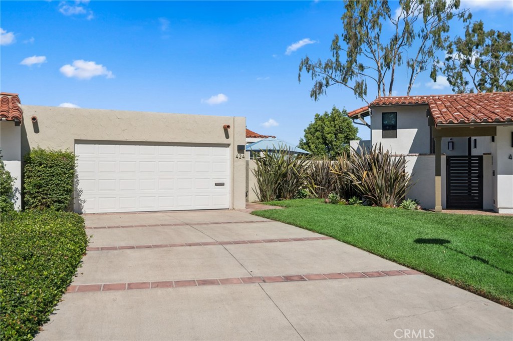 424 Vista Grande, Newport Beach CA 92660 - photo 31
