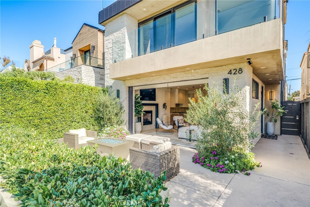 428 Fernleaf Avenue, Newport Beach CA 92625 - photo 2
