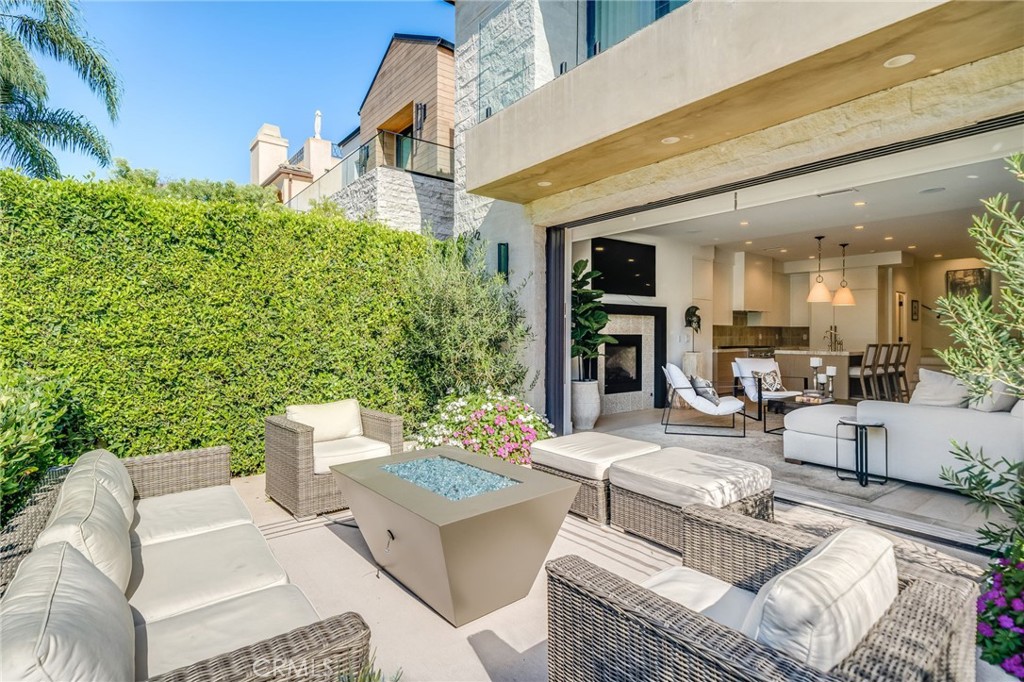 428 Fernleaf Avenue, Newport Beach CA 92625 - photo 3