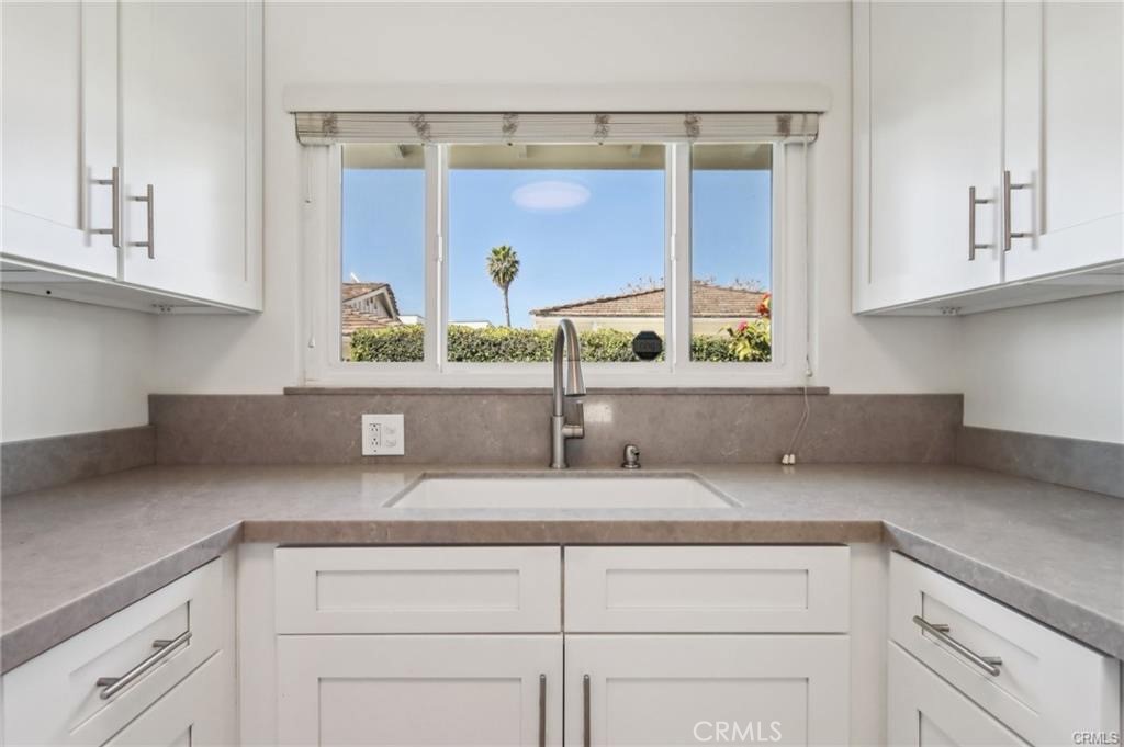 429 Morning Canyon, Newport Beach CA 92625 - photo 18
