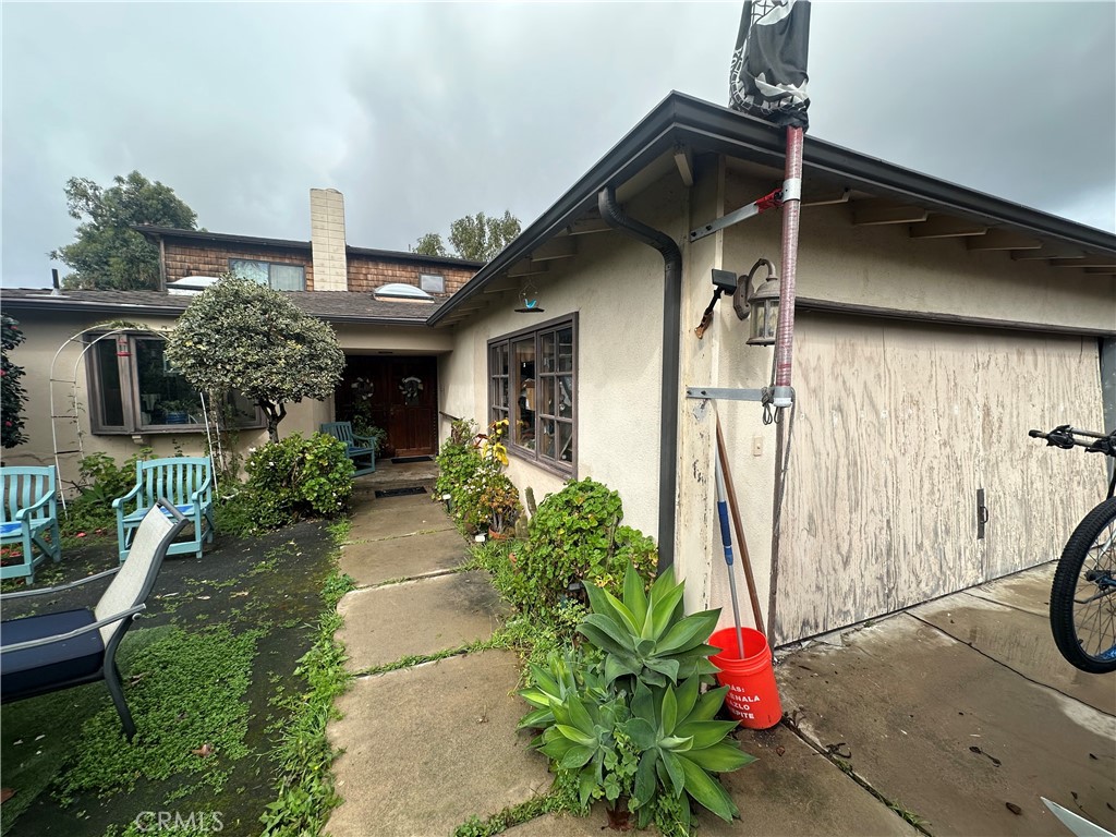 437 Tustin, Newport Beach CA 92663 - photo 1