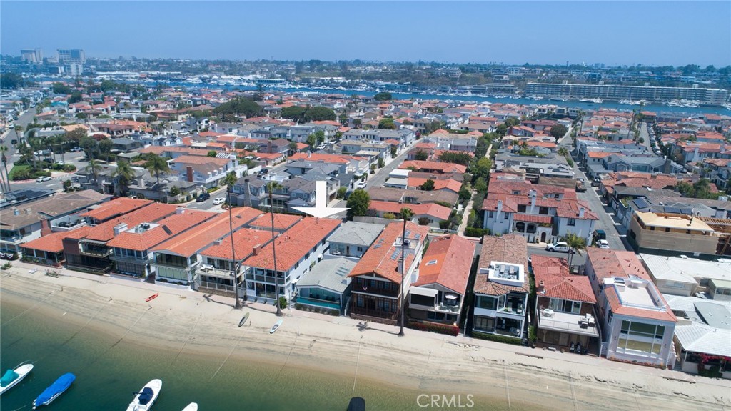 439 Via Lido Soud, Newport Beach CA 92663 - photo 5