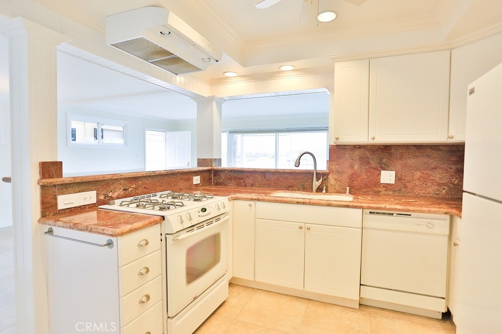 439 Via Lido Soud, Newport Beach CA 92663 - photo 11