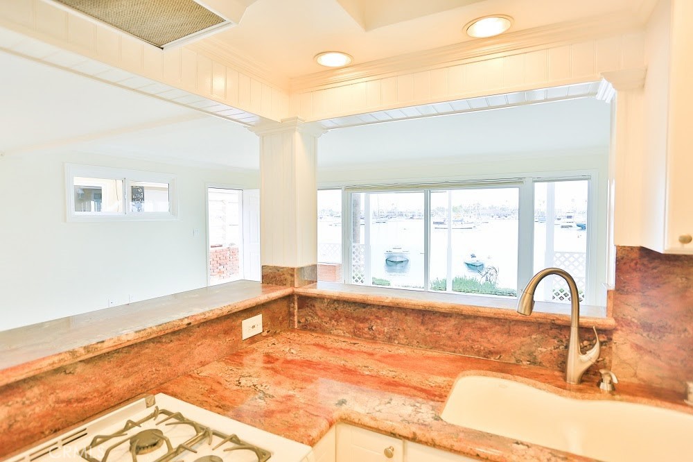 439 Via Lido Soud, Newport Beach CA 92663 - photo 12