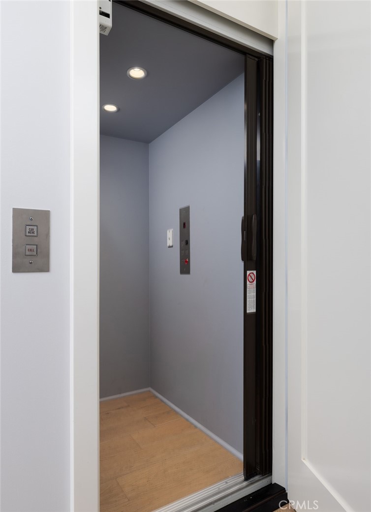 Elevator - 44 Balboa, Newport Beach CA 92663 - photo 15