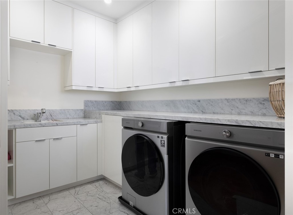 Washer Dryer Room - 44 Balboa, Newport Beach CA 92663 - photo 23