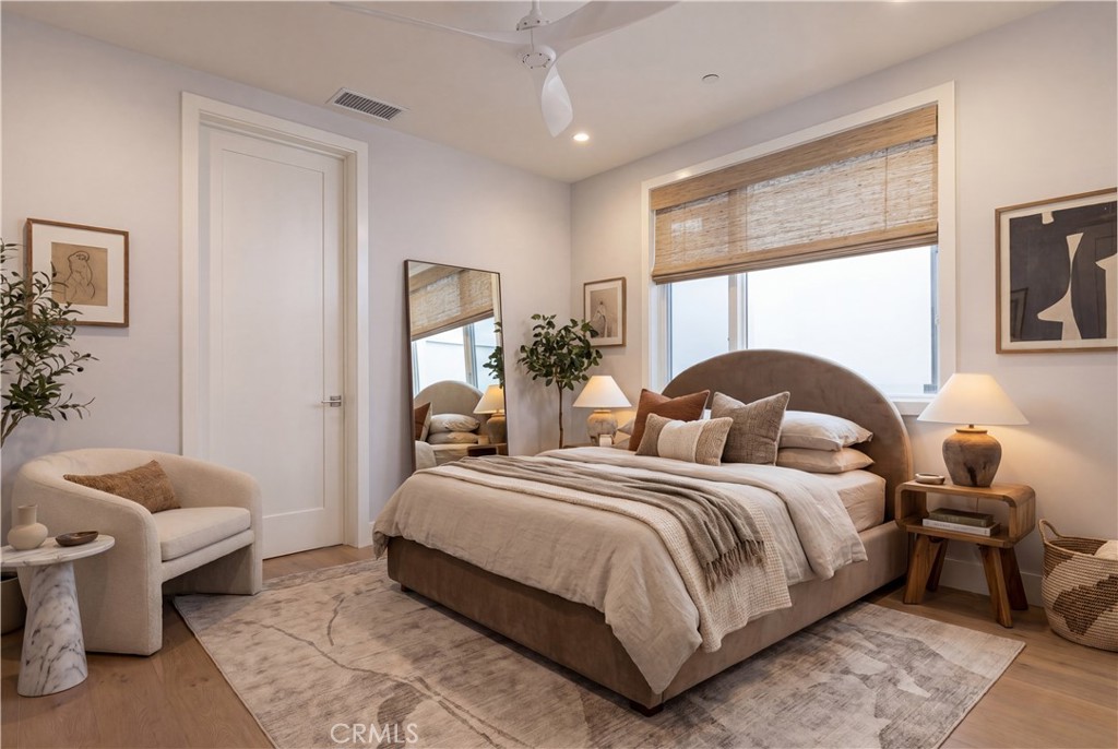 upstairs guest suite 2 - 44 Balboa, Newport Beach CA 92663 - photo 27