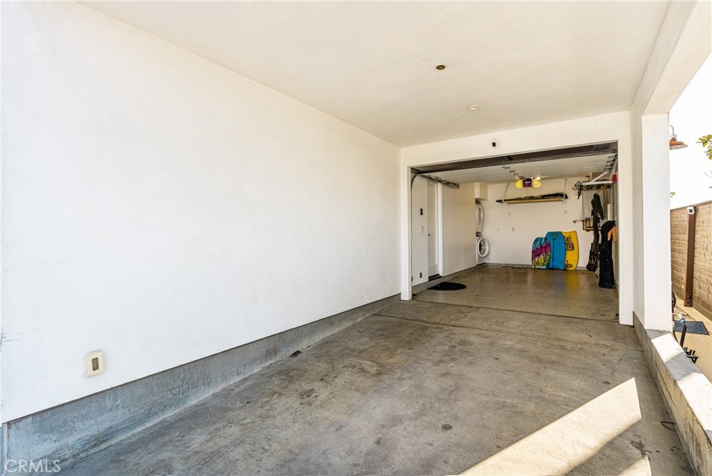 Single car garage + carport - 4405 Channel Place, Newport Beach CA 92663 - photo 54