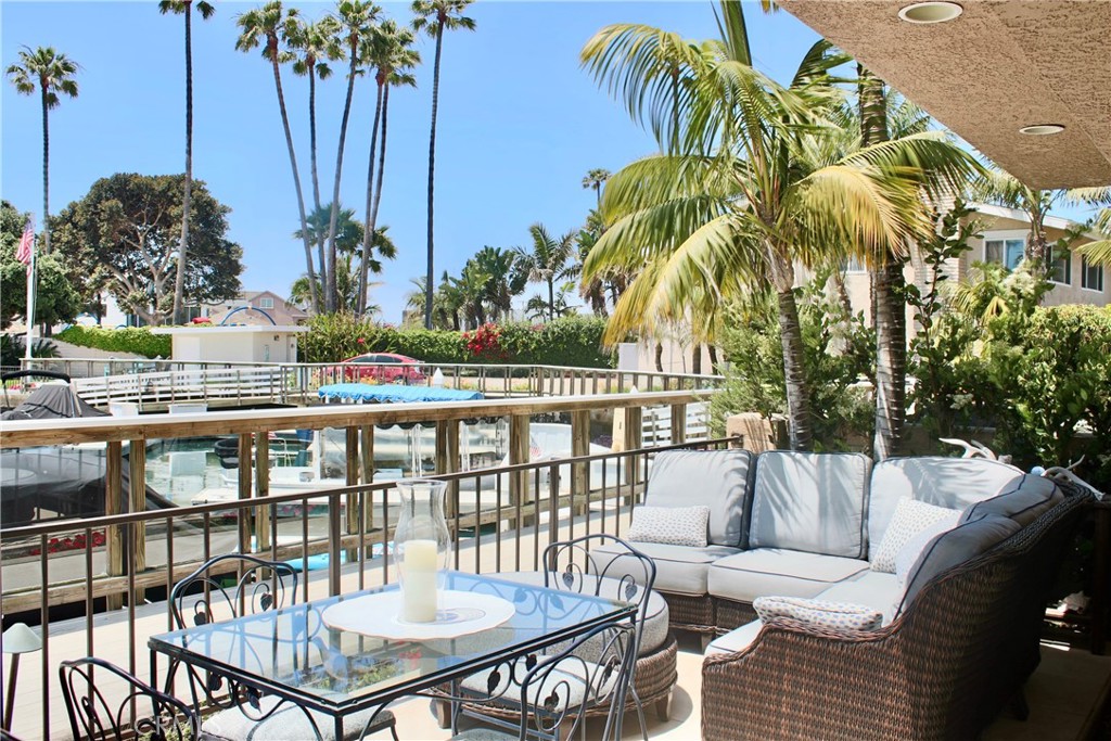 4407 W Coast Highway 4, Newport Beach CA 92663 - photo 1