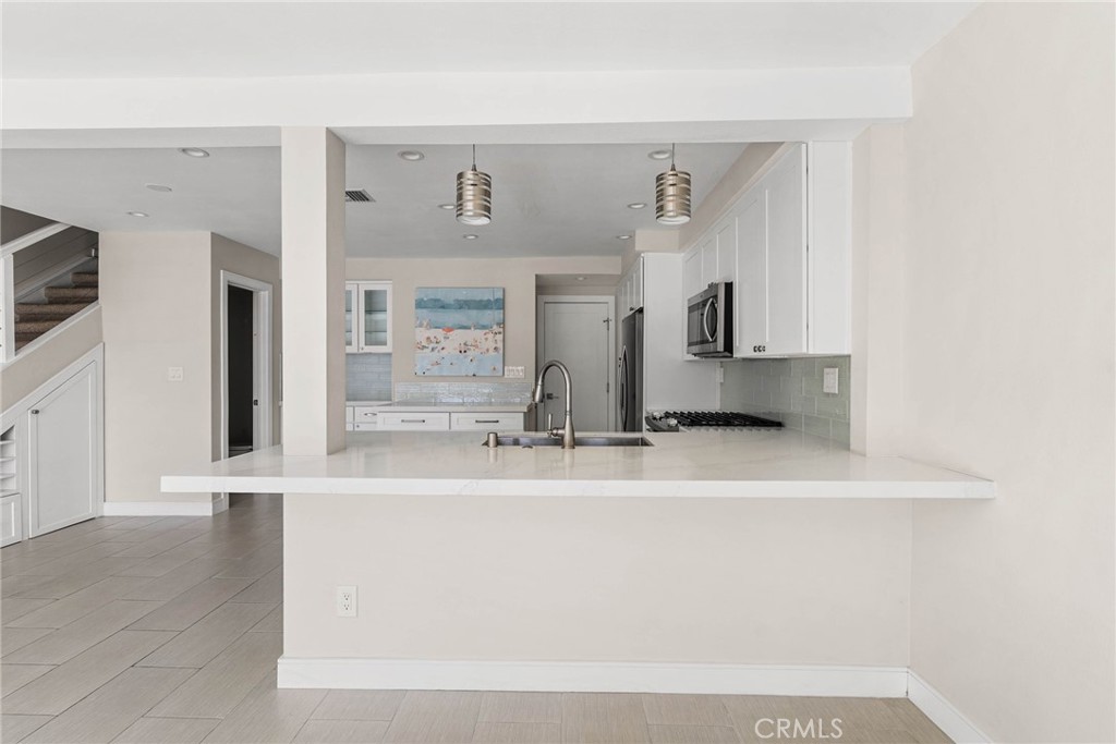 4411 W Coast Highway 6, Newport Beach CA 92663 - photo 9
