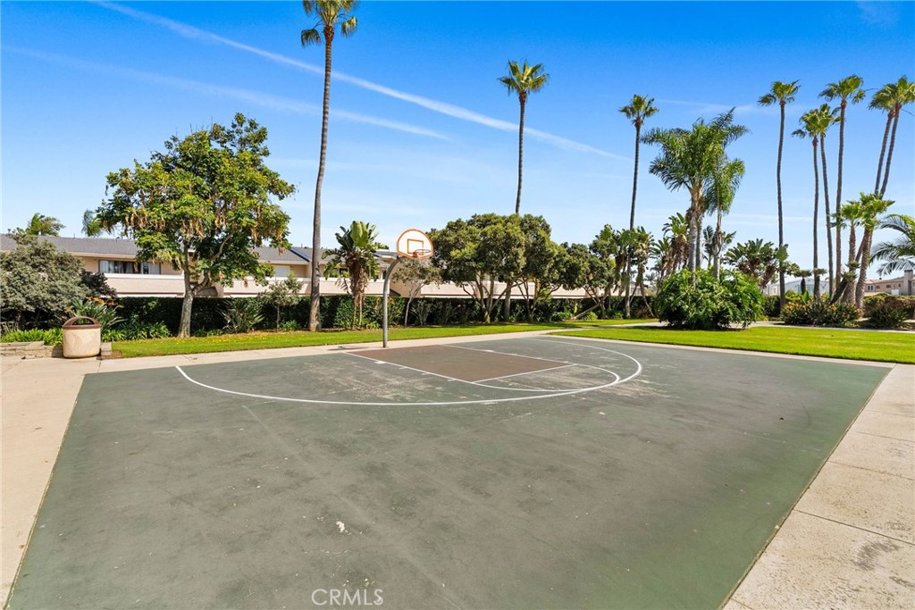 4411 W Coast Highway 6, Newport Beach CA 92663 - photo 44