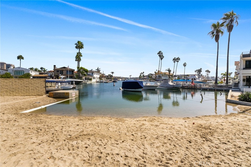 4411 W Coast Highway 6, Newport Beach CA 92663 - photo 48